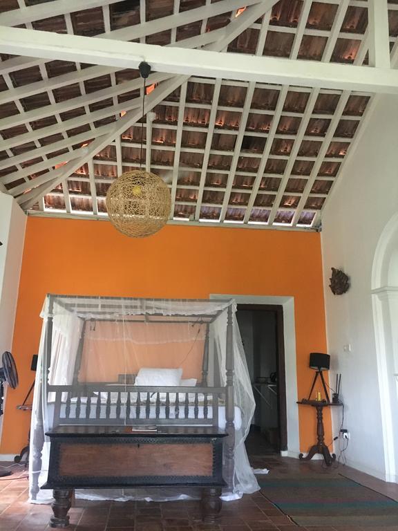 Templeberg Bed & Breakfast Walahanduwa Ngoại thất bức ảnh