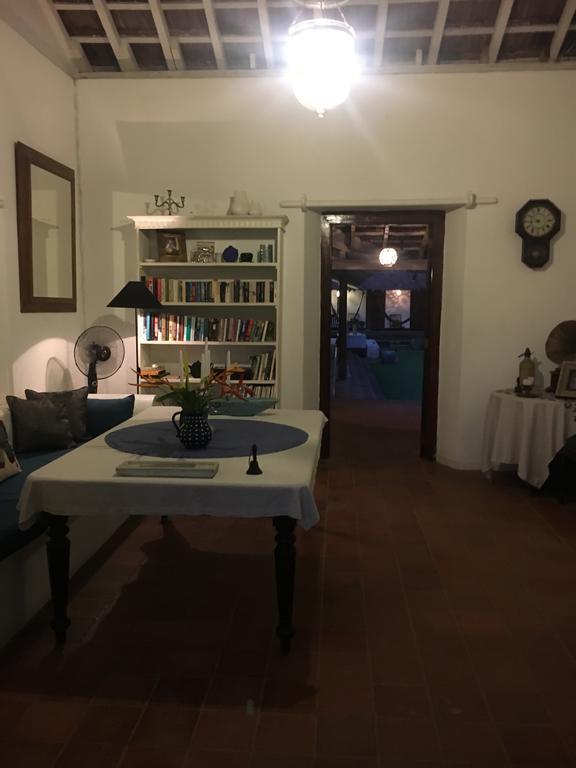 Templeberg Bed & Breakfast Walahanduwa Ngoại thất bức ảnh