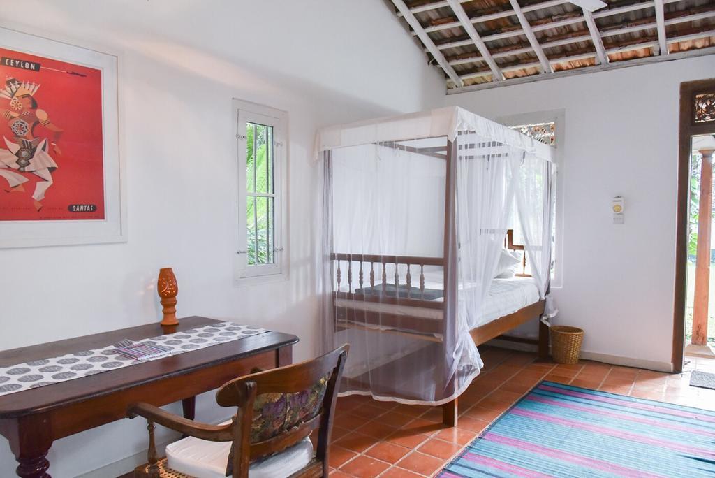 Templeberg Bed & Breakfast Walahanduwa Ngoại thất bức ảnh