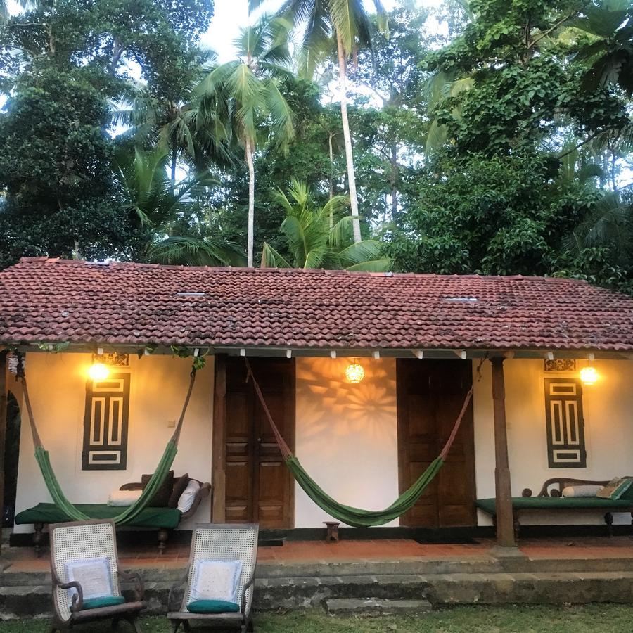 Templeberg Bed & Breakfast Walahanduwa Ngoại thất bức ảnh