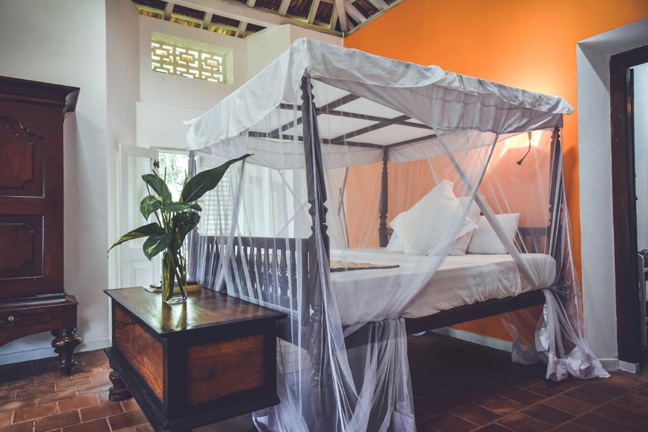 Templeberg Bed & Breakfast Walahanduwa Ngoại thất bức ảnh